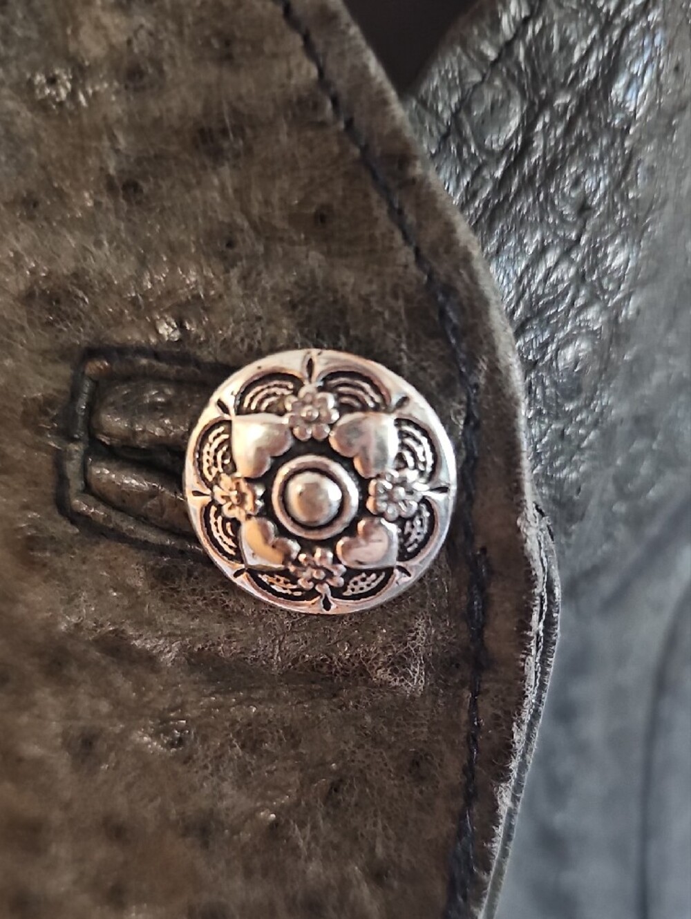 Vintage Ostrich Leather Vest With Silver Buttons - Picture 3 of 11